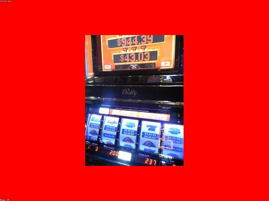 ព័ត៌មានថ្មីៗស្តីពីស្លុត: ការវិភាគនៃការលេង និងការបង្កើតចំណូល