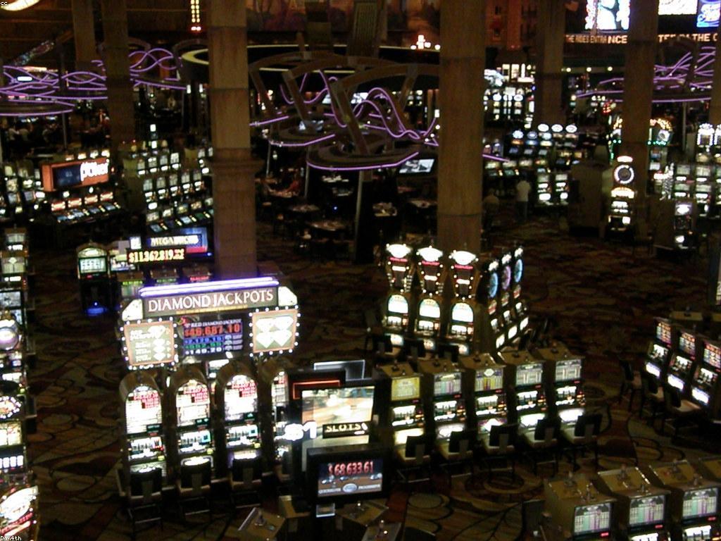 យុទ្ធសាស្ត្រលេងស្លុត ដើម្បីអតិថិជនឆ្នោត